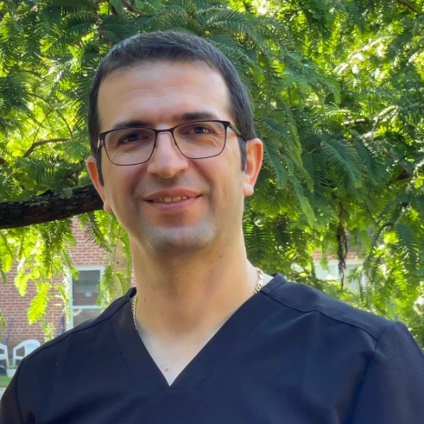 Photo of Dr. Ghanbari